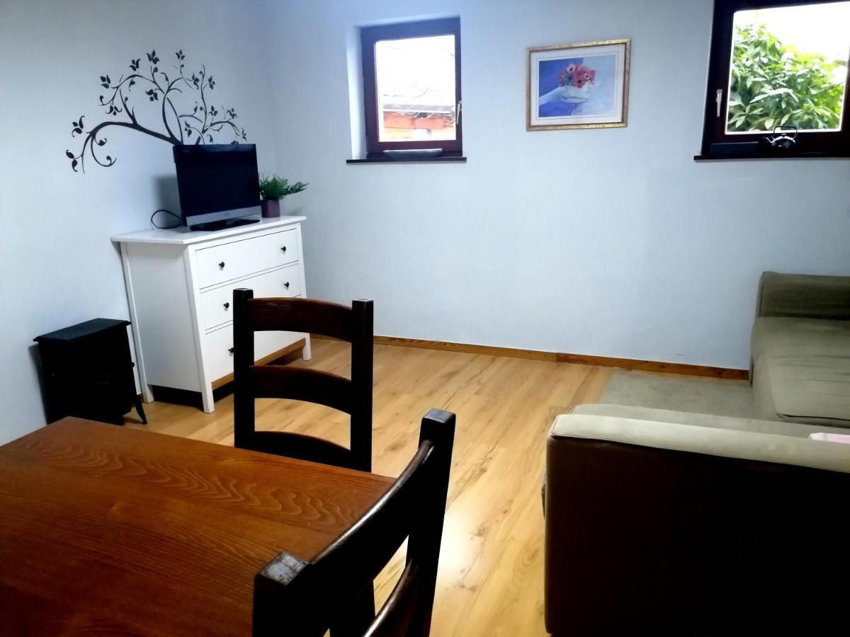 Apartmaji Renc Rence Екстер'єр фото
